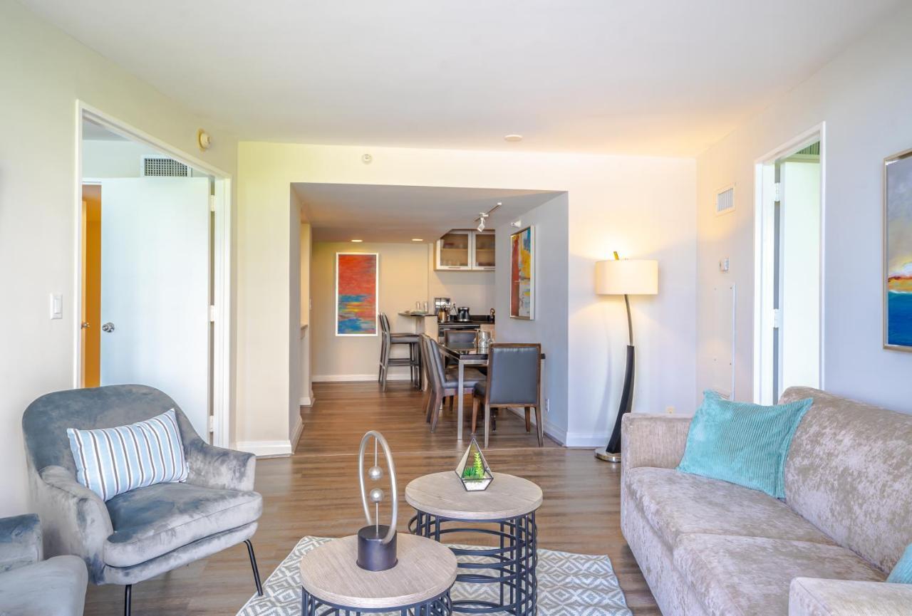 فورت لودرديل Waterview Condo- Spacious 2 Bedroom - Central - Steps To Beach المظهر الخارجي الصورة